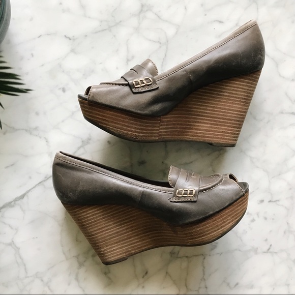 Lucky Brand Gray Brown Laila Leather Wedge Heels - Picture 2 of 8